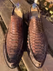 /bilder/schuh-dokumentation/loafer/braune-loafer-aus-schlangenleder/sub/braune-loafer-aus-schlangenleder-vorne.avif