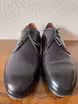 /bilder/schuh-dokumentation/spitzderbies/dunkelblaue-spitzderbies-mit-duenner-ledersohle/sub/dunkelblaue-spitzderbies-vorne.avif